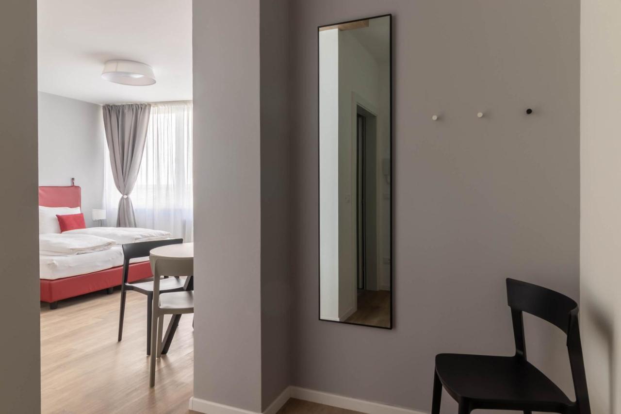Apartments Iris Merano Exteriör bild